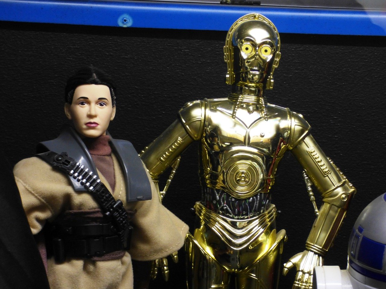 Фигурка C-3PO в музее