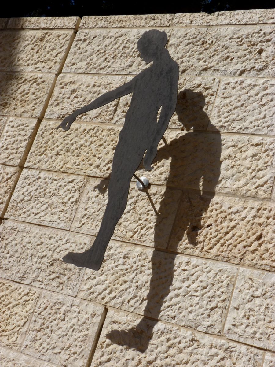 Железный человек в Иерусалиме, Израиль
