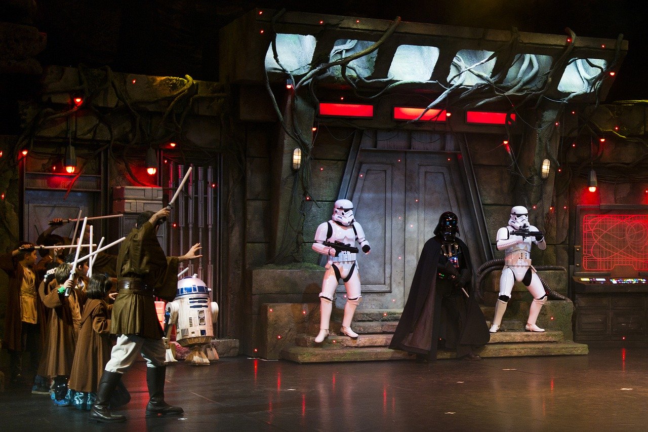 Театральная постановка в Диснейленде на тему "Star Wars"